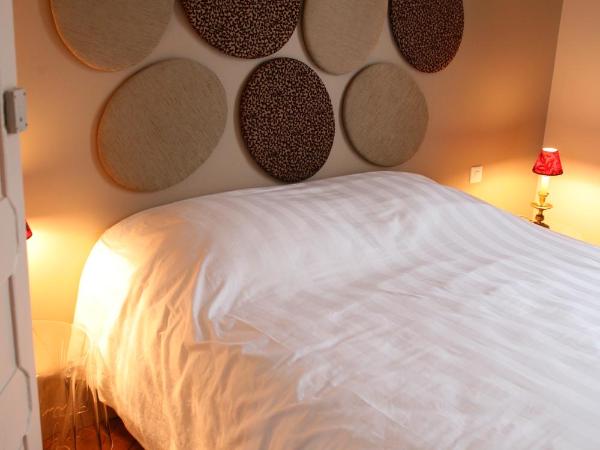 Le Parvis : photo 3 de la chambre chambre double « les louis » - 1er Étage