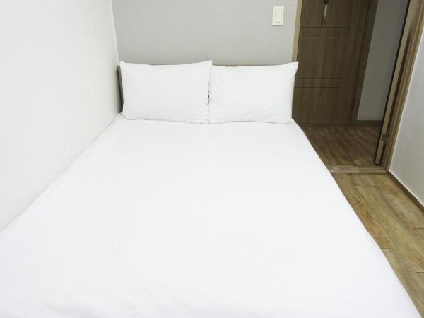 Gangnam Suncity Guesthouse : photo 5 de la chambre chambre double