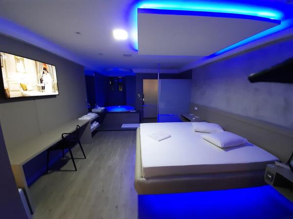BAMBINA HOTEL -Adultos Somente : photo 4 de la chambre suite deluxe avec baignoire spa