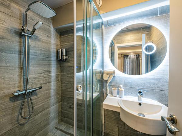 Seastar Hotel : photo 8 de la chambre suite familiale