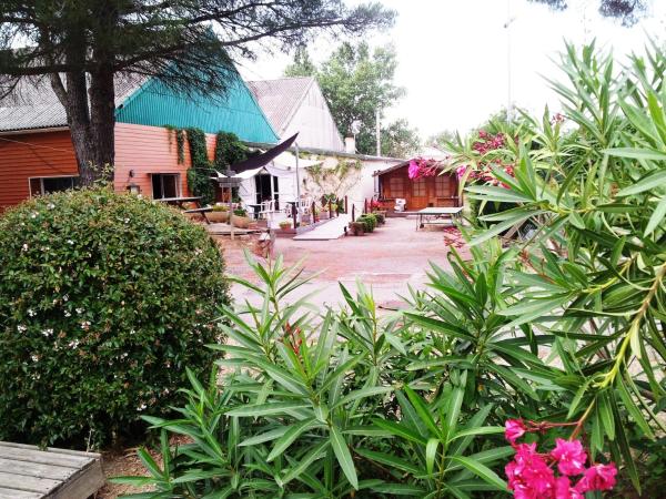 Bungalows & Rooms - Gît'Ôstal : photo 5 de la chambre chambre classique sans cuisine