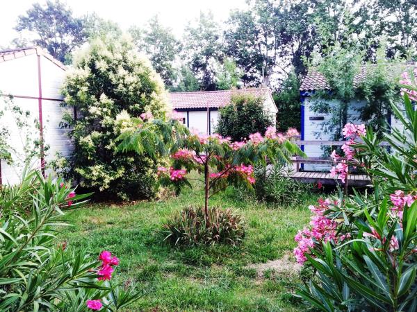 Bungalows & Rooms - Gît'Ôstal : photo 5 de la chambre bungalow