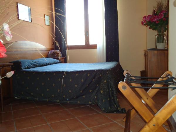 Hotel Archimede Ortigia : photo 2 de la chambre chambre double ou lits jumeaux