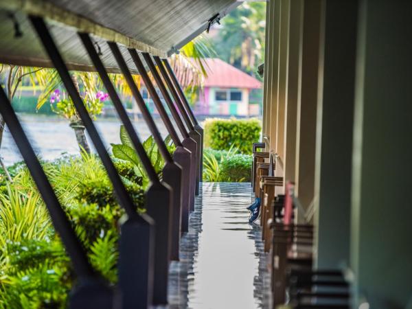 Good Times Resort Kanchanaburi : photo 3 de la chambre chambre lits jumeaux standard