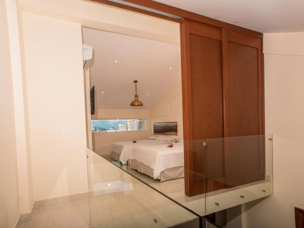 2 Story Oceanfront Penthouses on Cancun Beach! : photo 10 de la chambre penthouse