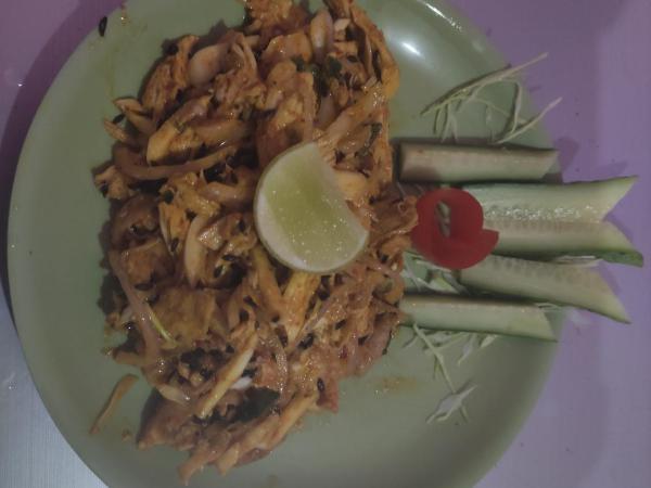 Begnas Lake Front guest house : photo 9 de la chambre petite chambre lits jumeaux