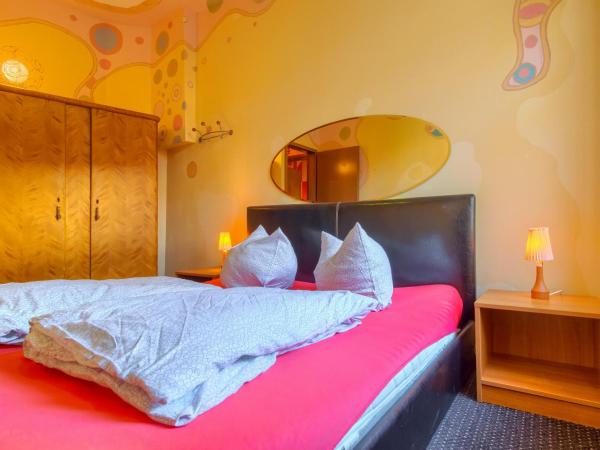 Hostel Lollis Homestay Dresden : photo 9 de la chambre chambre double