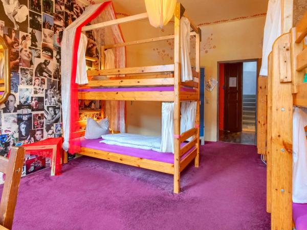 Hostel Lollis Homestay Dresden : photo 4 de la chambre lit dans dortoir pour femmes de 6 lits