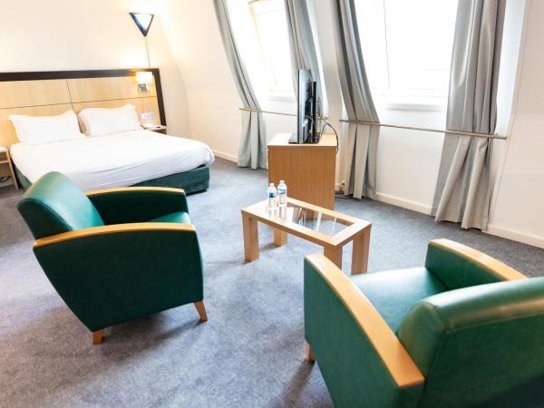 Holiday Inn Express Arras, an IHG Hotel : photo 6 de la chambre suite lit queen-size