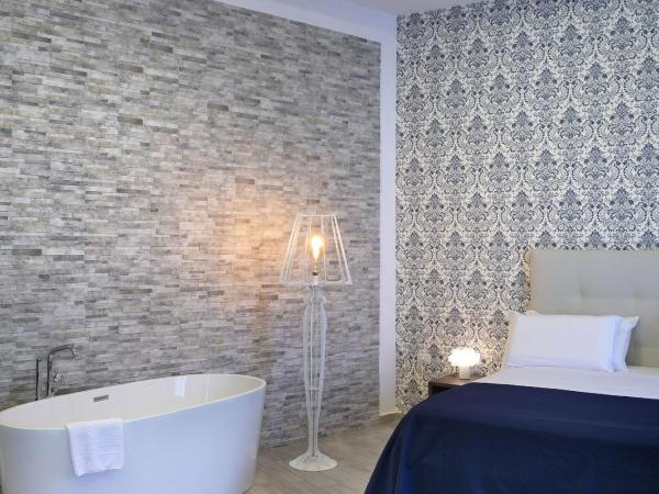 Barbarella HOTEL SPA : photo 3 de la chambre chambre lit queen-size