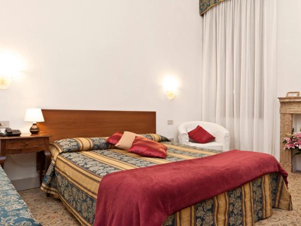 Hotel Alla Fava : photo 1 de la chambre chambre double supérieure