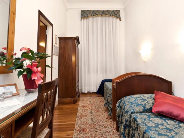 Hotel Alla Fava : photo 1 de la chambre chambre lits jumeaux standard