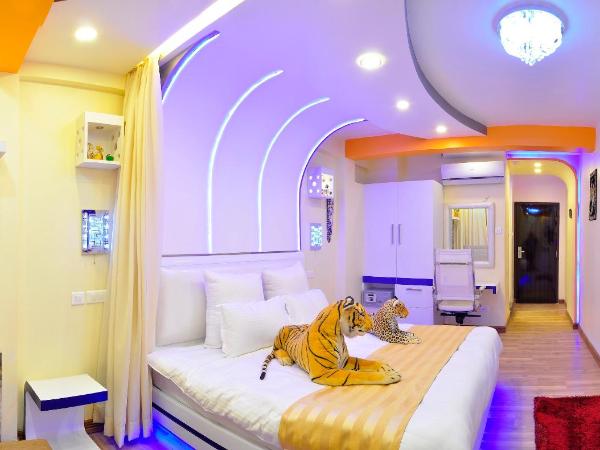 Royal Penguin Boutique Hotel & Spa : photo 2 de la chambre chambre lit king-size supérieure