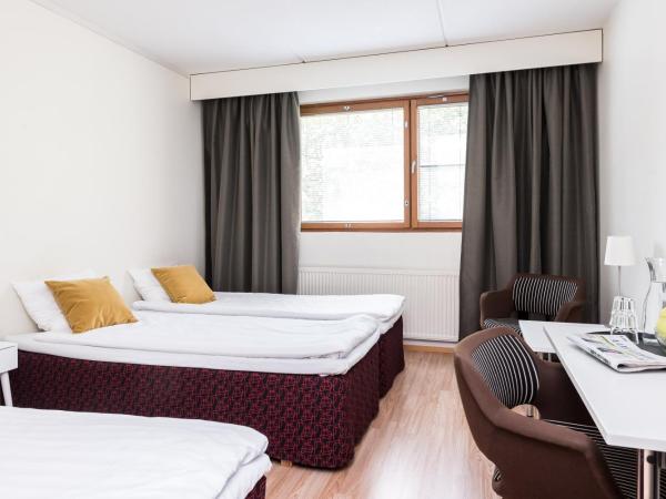 Hotel Hermica : photo 2 de la chambre chambre familiale (2 adultes et 2 enfants)