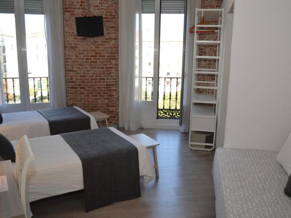 Hostal San Lorenzo : photo 5 de la chambre chambre triple