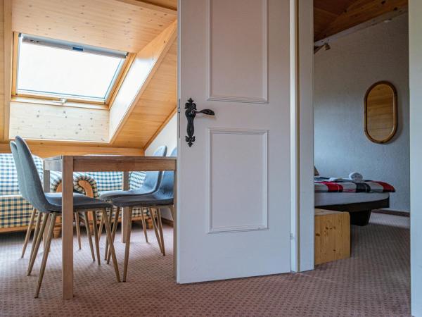 Hotel Gletscherblick Grindelwald : photo 9 de la chambre suite junior – vue sur montagne