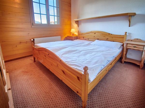 Hotel Gletscherblick Grindelwald : photo 10 de la chambre appartement en duplex