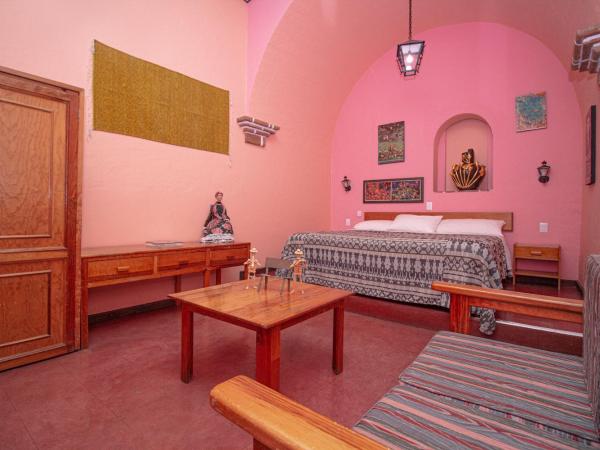 Hotel Las Golondrinas : photo 5 de la chambre chambre lit king-size