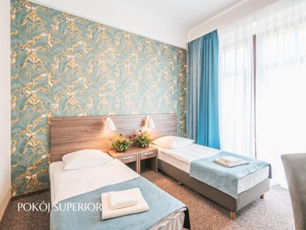 Hotel Polonia Centrum : photo 3 de la chambre chambre lits jumeaux supérieure