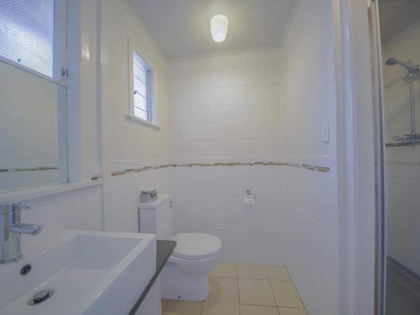 Sylvia Park Motel : photo 8 de la chambre studio lits jumeaux