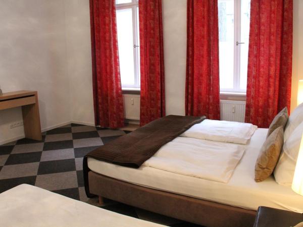 Hotel Garni Kleist am Kurfürstendamm : photo 6 de la chambre chambre double