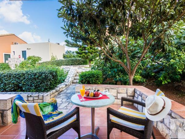 Pilot's Villas Luxury Suites : photo 1 de la chambre suite - vue sur jardin