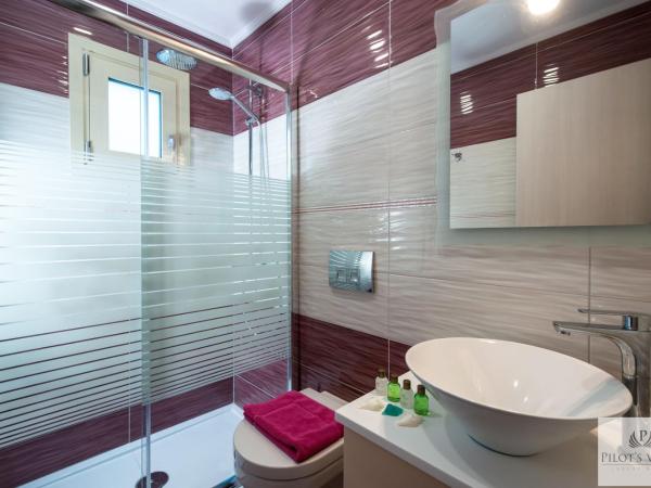 Pilot's Villas Luxury Suites : photo 10 de la chambre suite 2 chambres - vue sur mer