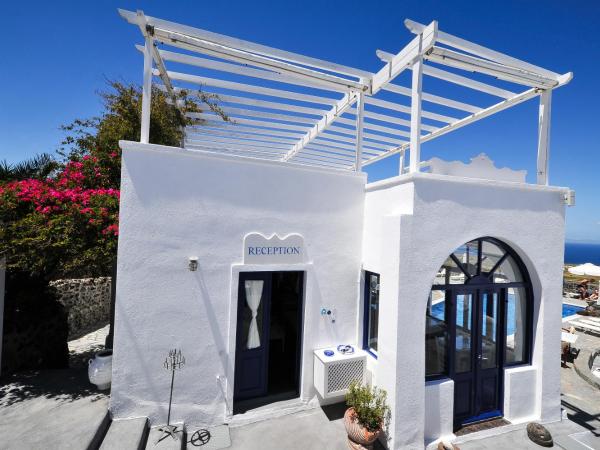 Agnadi View Villa : photo 2 de la chambre chambre double - vue partielle sur mer