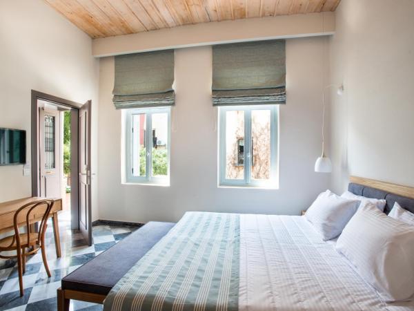 Hotel Off : photo 2 de la chambre chambre double de luxe - vue sur jardin