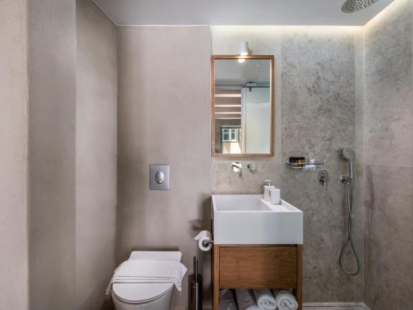 Hotel Off : photo 6 de la chambre chambre double Économique - vue sur ville