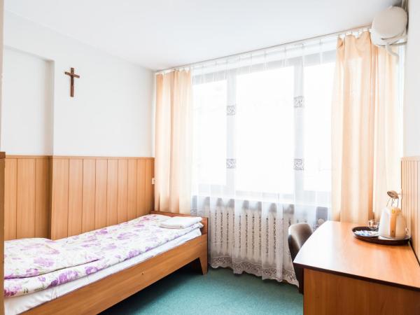 Dobre Miejsce Dom Rekolekcyjny : photo 1 de la chambre chambre simple - accessible aux personnes à mobilité réduite