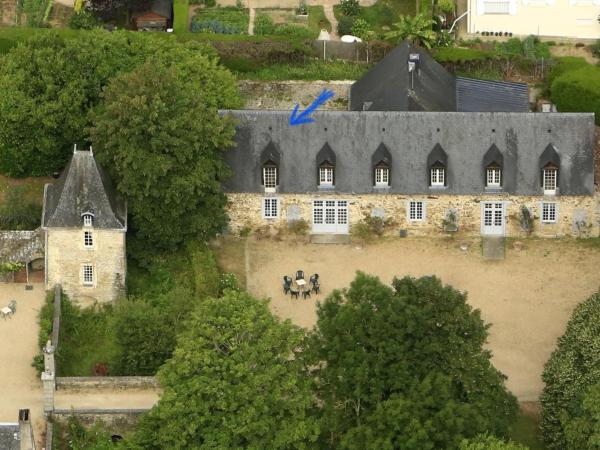 Manoir de Rouessé : photo 4 de la chambre appartement - vue sur jardin