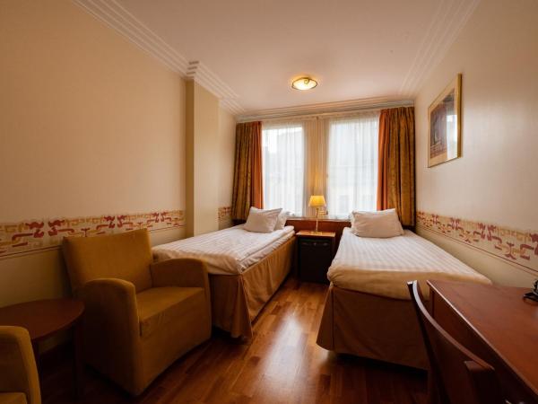 Hotel Arthur : photo 1 de la chambre chambre affaires lits jumeaux