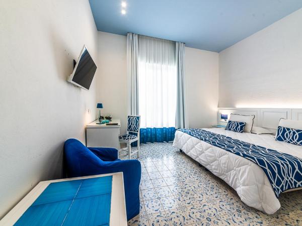 Hermitage Resort & Thermal Spa : photo 1 de la chambre chambre double confort avec accès au spa - vue latérale sur mer