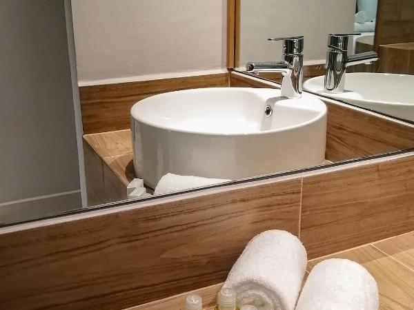 Hotel Kavia Plus : photo 2 de la chambre chambre double