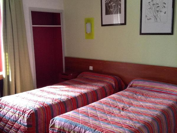 Hôtel Du Stade : photo 2 de la chambre chambre lits jumeaux