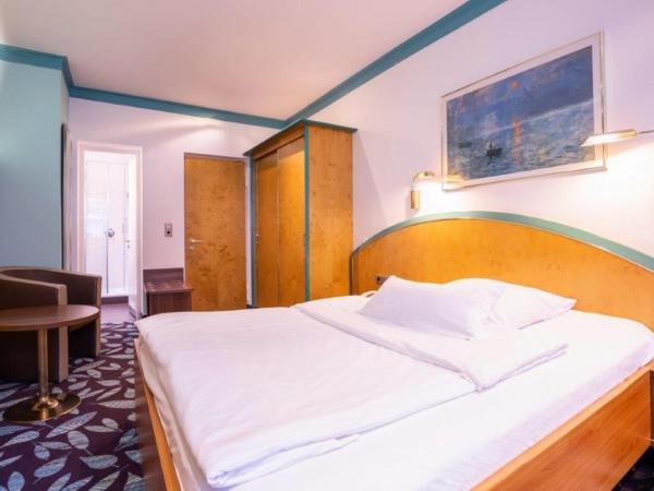 Kronenhotel : photo 9 de la chambre chambre double standard