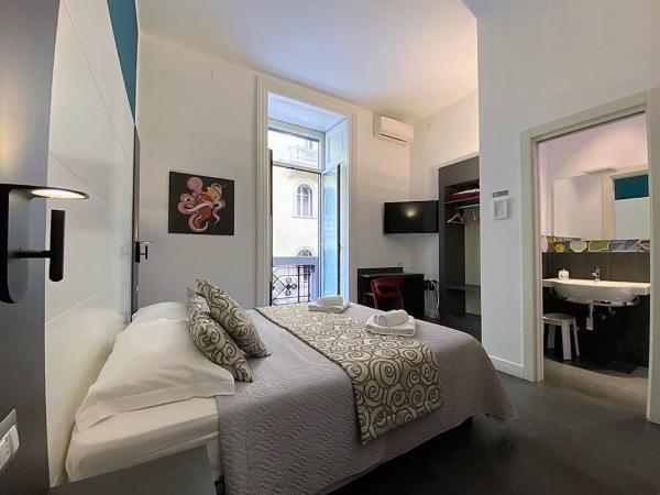 FALERON Santa Lucia : photo 2 de la chambre chambre lit king-size avec balcon