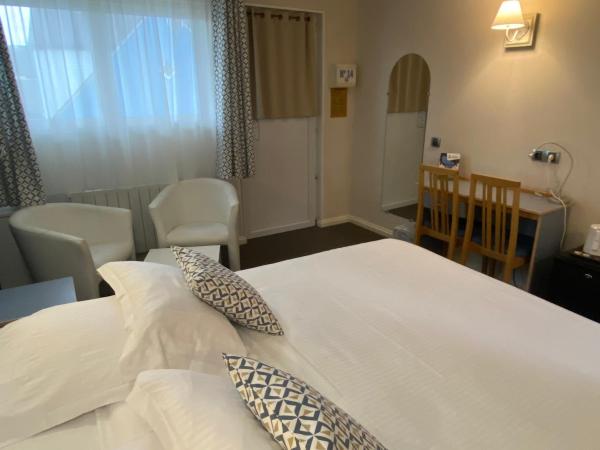 Contact hôtel - Motel Les Bleuets & SPA : photo 5 de la chambre chambre double