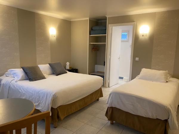 Contact hôtel - Motel Les Bleuets & SPA : photo 2 de la chambre chambre triple