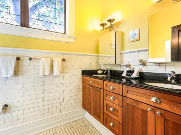 Canal Street Inn : photo 5 de la chambre suite lit king-size