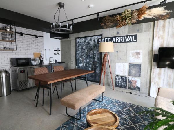 TAKETO STAY Kotoni : photo 3 de la chambre chambre triple avec salle de bains privative