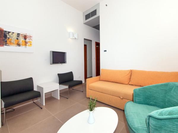 Maistra Select Island Hotel Istra : photo 4 de la chambre suite junior