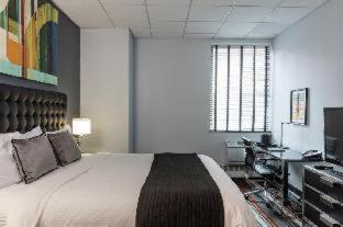 Broadway Plaza Hotel : photo 2 de la chambre room #5583154