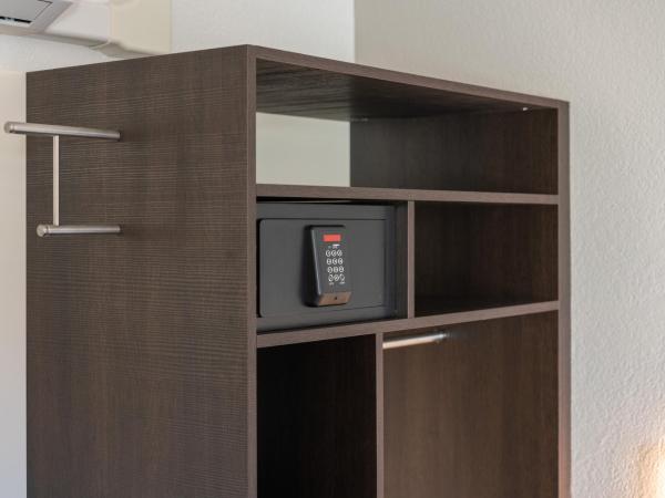 Hotel Derby Interlaken - Action & Relax Hub : photo 7 de la chambre chambre double Économique avec climatisation