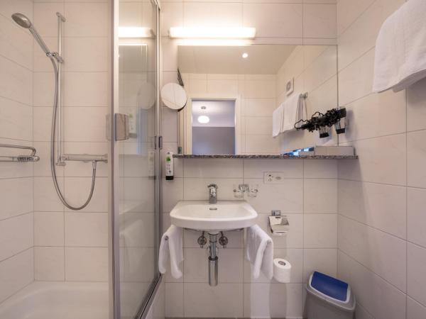 Hotel Derby Interlaken - Action & Relax Hub : photo 4 de la chambre chambre double climatisée