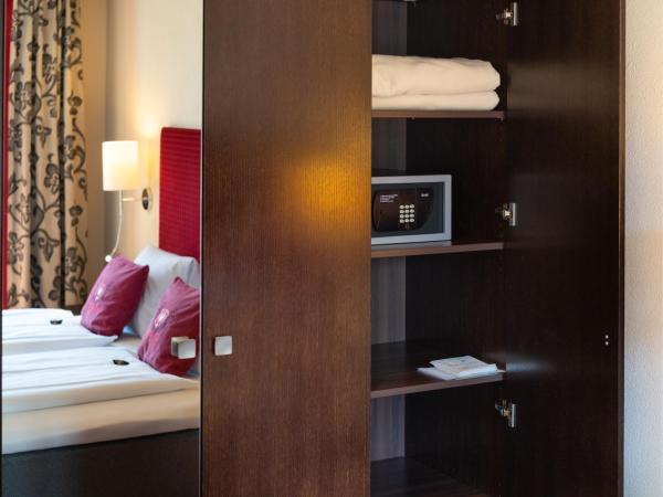 Hotel Krebs Interlaken : photo 1 de la chambre chambre lits jumeaux standard