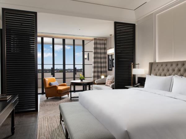 Suning Zhongshan Golf Resort : photo 4 de la chambre garden view king bed room with balcony