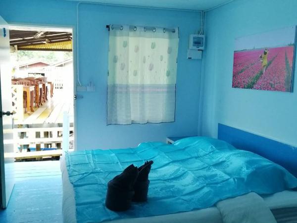 Koh Chang Baanrimtalay : photo 5 de la chambre chambre double avec balcon - vue sur mer