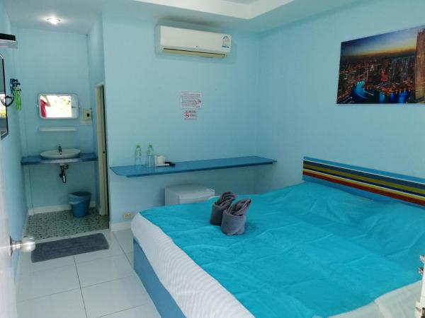 Koh Chang Baanrimtalay : photo 6 de la chambre chambre double deluxe avec balcon